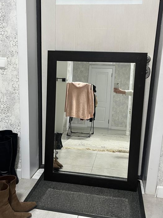 Продаётся зеркало