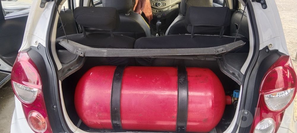Spark 2010 probeg 258.000 .gaz,benzin