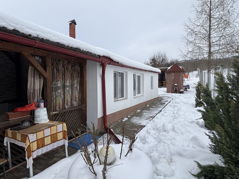 Vand sau schimb casa