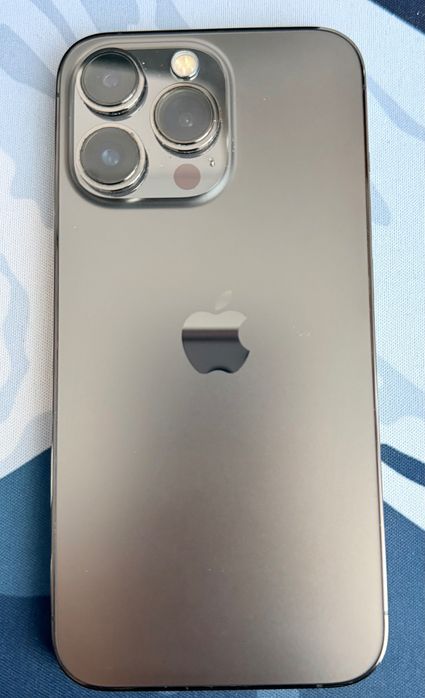 iPhone 13 Pro 256GB – impecabil, folie privacy + husă și căști incluse