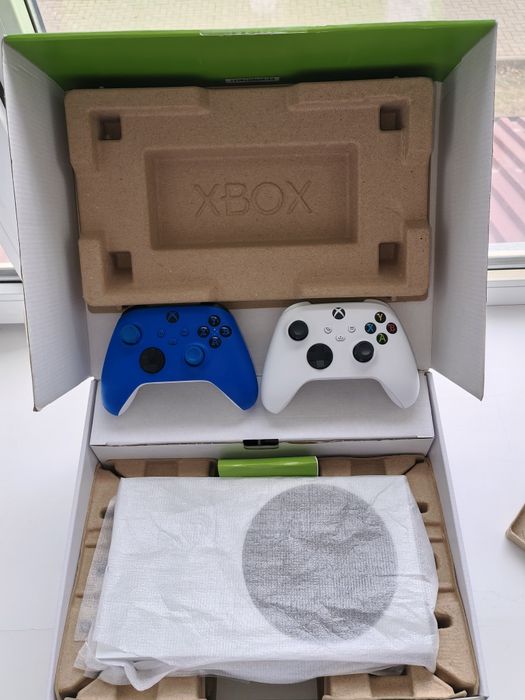 Xbox series s приставка