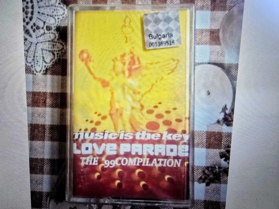 Love Parade Music Is The Key '99 Compilation Аудиокасета