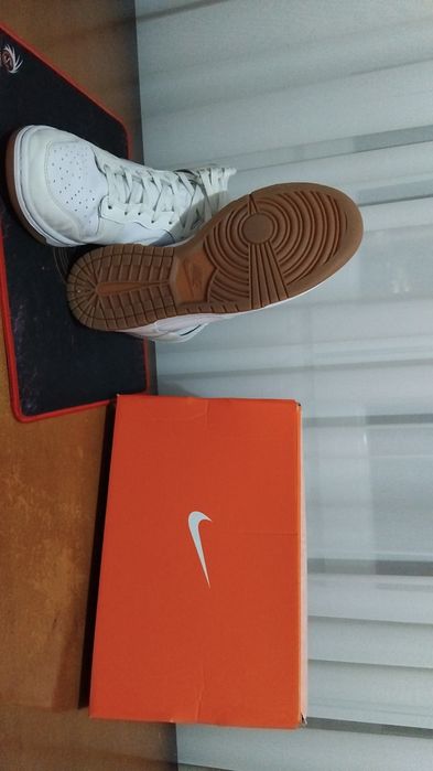 Nike Dunk Sail Gum