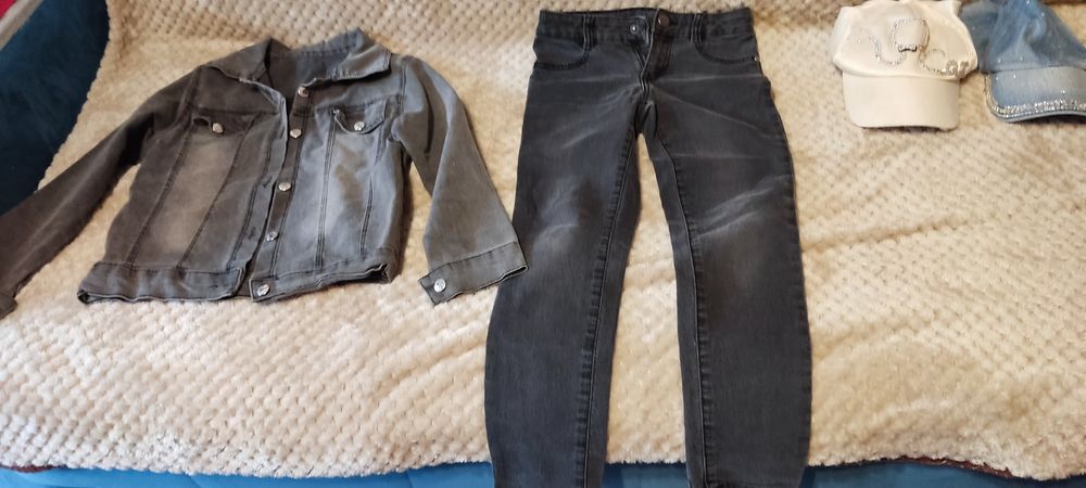 Джинсовая куртка для девочки