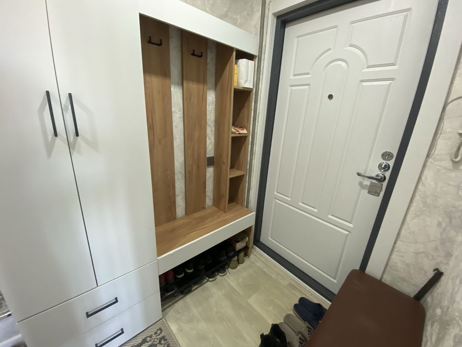 Шкаф для прихожей