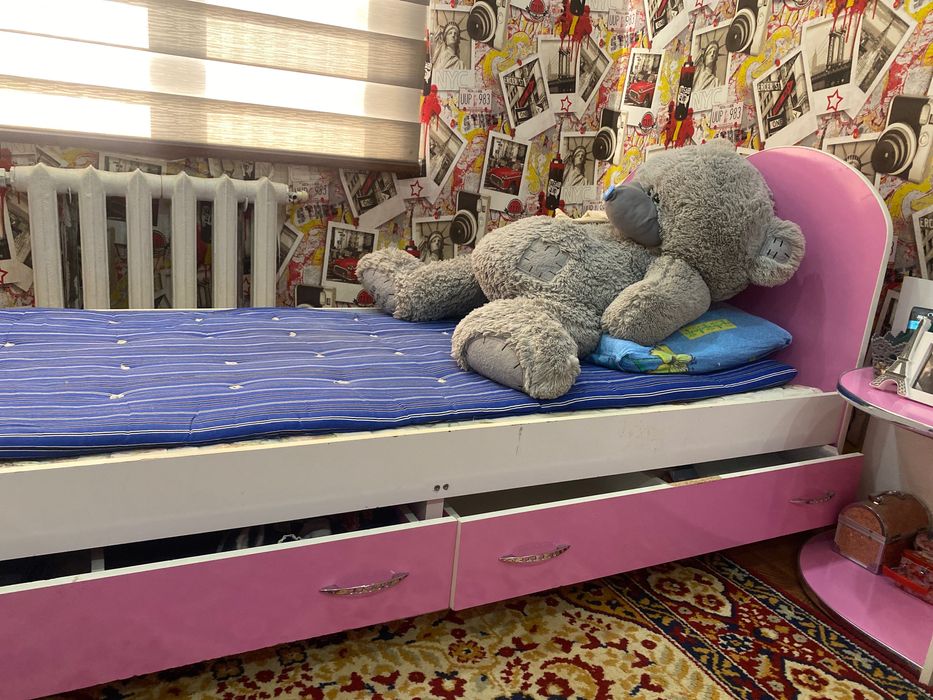 Мебель спальный комплект