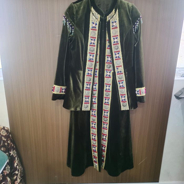 срочно продается кажекей и бешпент цена договорная, новая