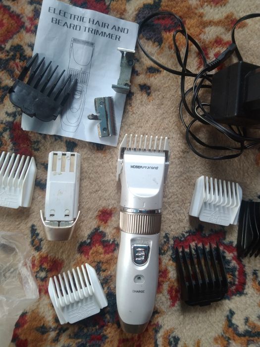 Машинка для стрижки волос