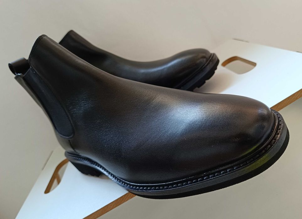 Ghete chelsea 44 plain toe Migato Spain piele naturala moale NOI