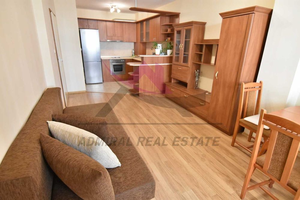 Дава се под наем Двустаен апартамент в Варна, Цветен квартал - 56 кв.м за 398.82 € - Снимка #1