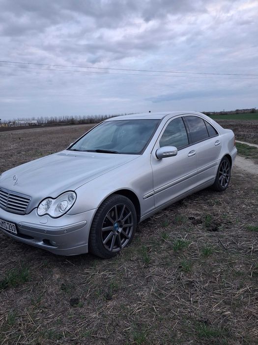MERCEDES-BENZ E-Class 2003 — imagine 2