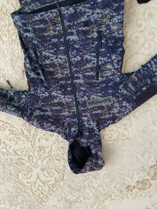 Демисезонка хорошем состоянии