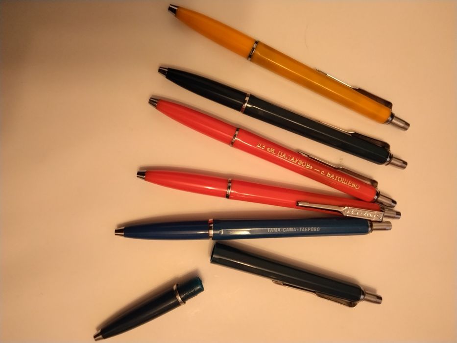 Продавам нови автоматични химикалки Zenith 7 от времето на 1985 г.