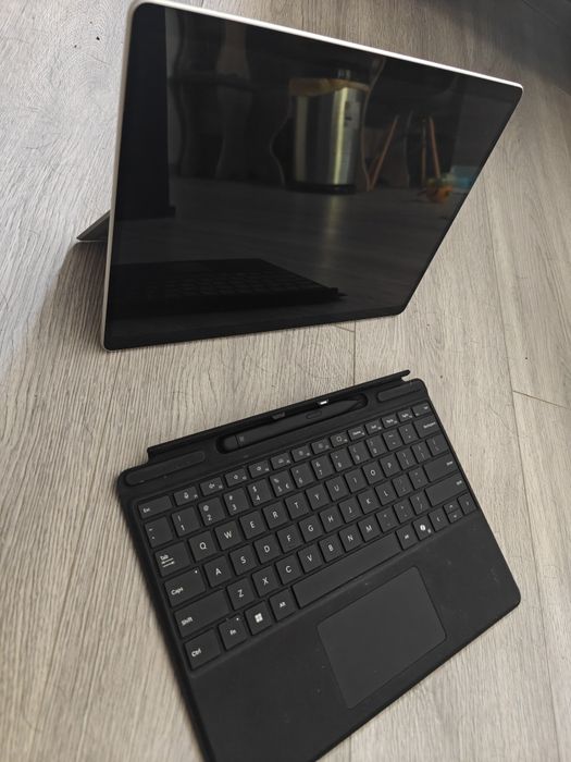 Microsoft Surface Pro 11