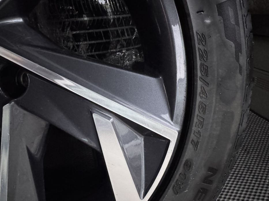 Продам оригинальные диски от Huindai.