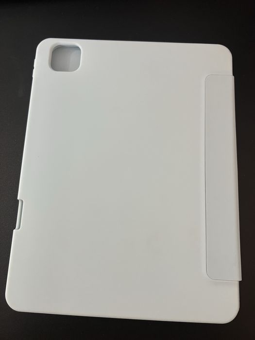 Кейс за Ipad pro 11 второ пололение 2020