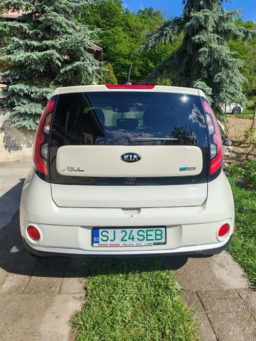 KIA Soul 2018 — imagine 3