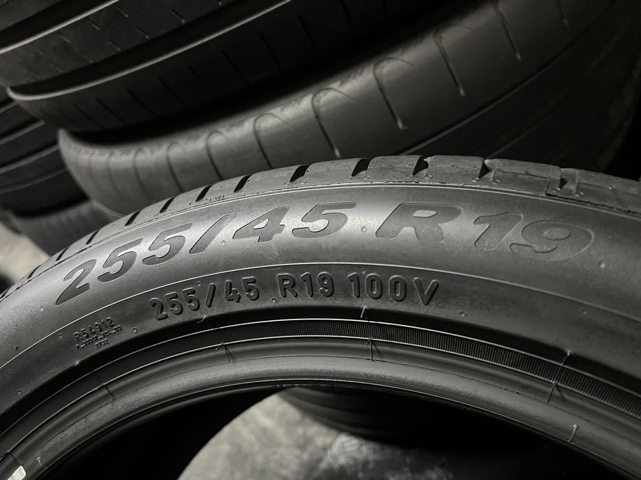 255/45/19 PIRELLI -Нови! DOT 2024г.