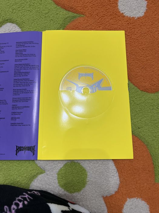 Vind album "Rich Man" aespa versiunea NINGNING