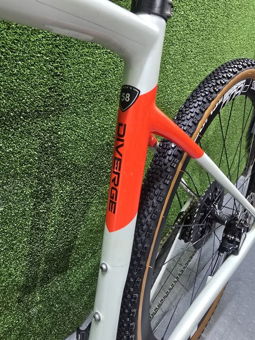 Гравел Specialized Diverge