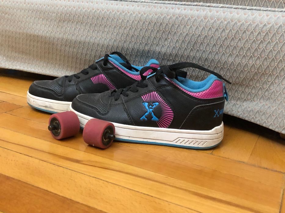 кросовки на колесиках «Heelys”