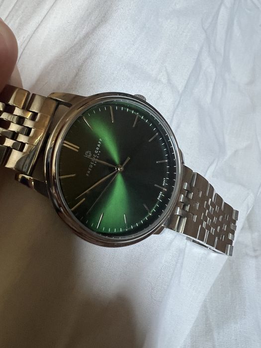 Часовник FREDERIC GRAF! Без забележка!