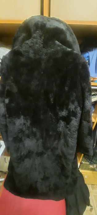 Продаётся шуба цигейковая