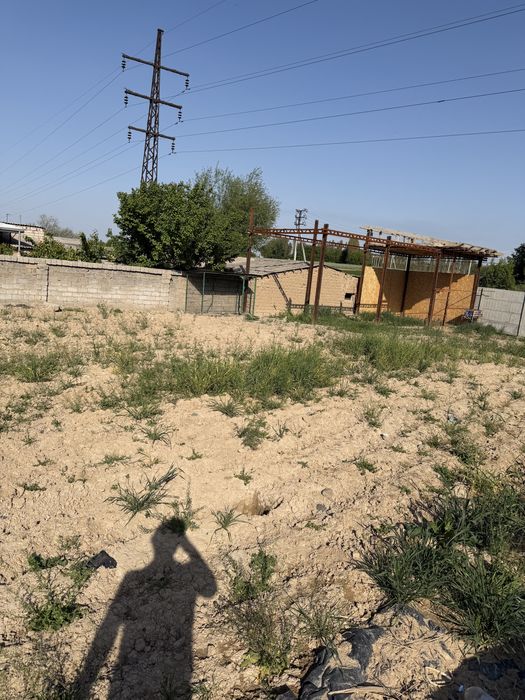 Зангиота тумани 7 сотка ер 1 хонали уй бор аренда