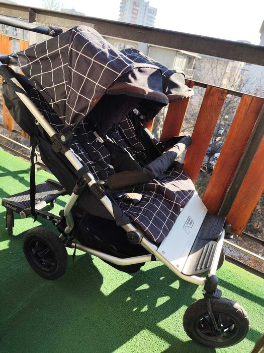 Количка за близнаци Mountain buggy