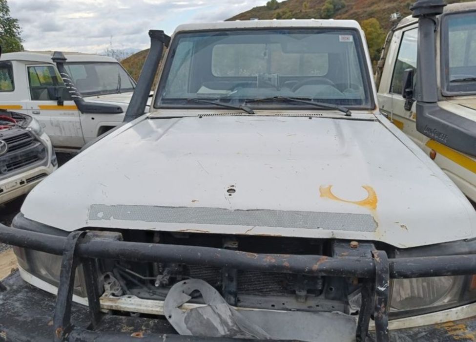 Toyota Landcruiser pickup