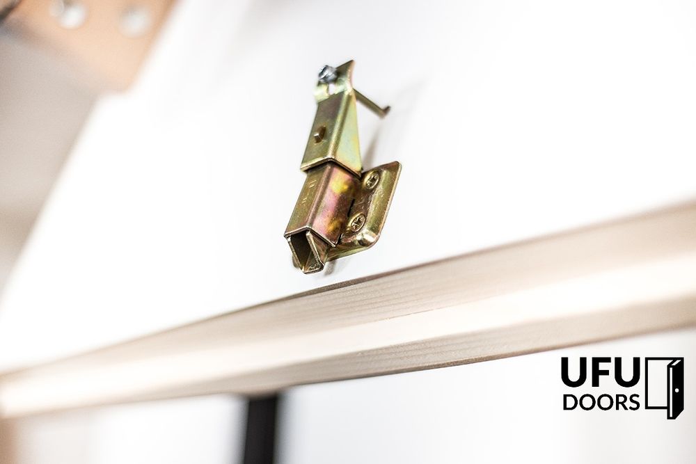 Scara la pod din metal sau lemn [pin/fag]