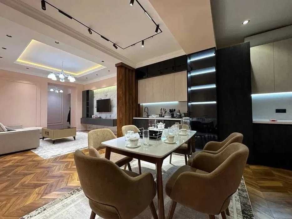 СДАЁТСЯ квартира Рынок Фархадский 2-комнат р-н Чиланзар-10