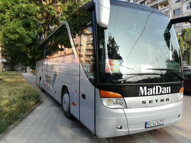 Inchiriere auto Autocare, Microbuze, Van 8 locuri