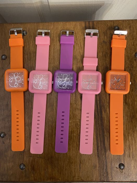 Ceasuri noi;  Ochelari de soare copii UV , Polaroid