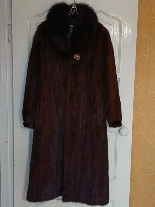Продается шуба женская