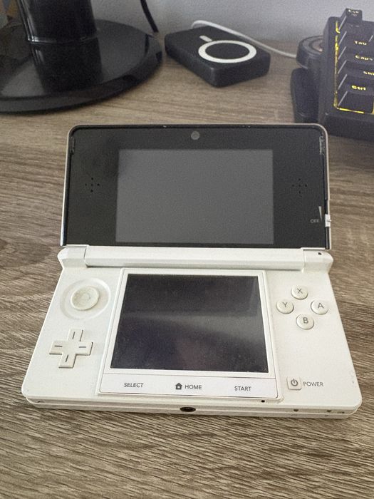 Nintendo 3DS Modat