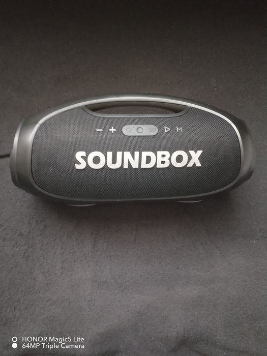Vind boxă Soundbox