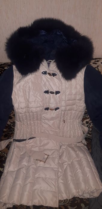 Пуховик женский с капюшоном