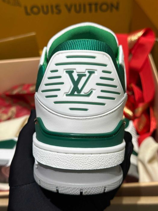 Adidasi Louis Vuitton Trainer Premium