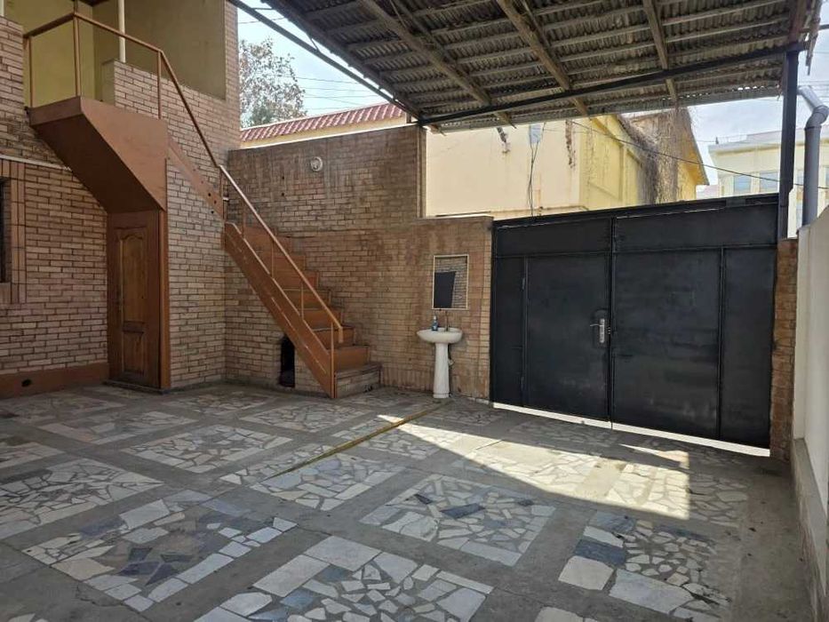 Дархан, метро Хамида Алимджана дом В САМОМ ЦЕНТРЕ !!