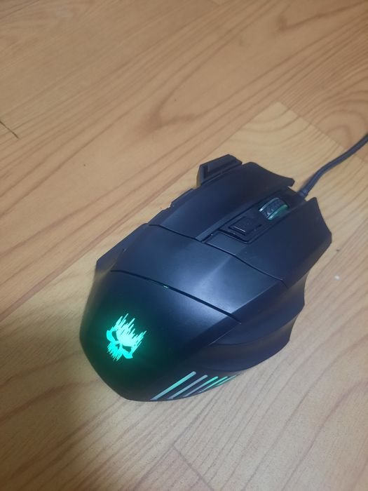 Продам игровую мышку DEXP