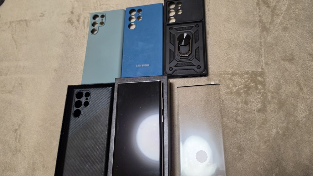 Продавам Samsung galaxy s 22 ultra