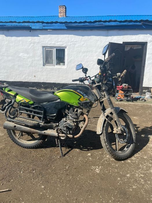 Мотоцикл 150 куб