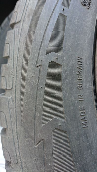 4бр. зимни гуми 235 55 18 Goodyear Ultra Grip GEN-1