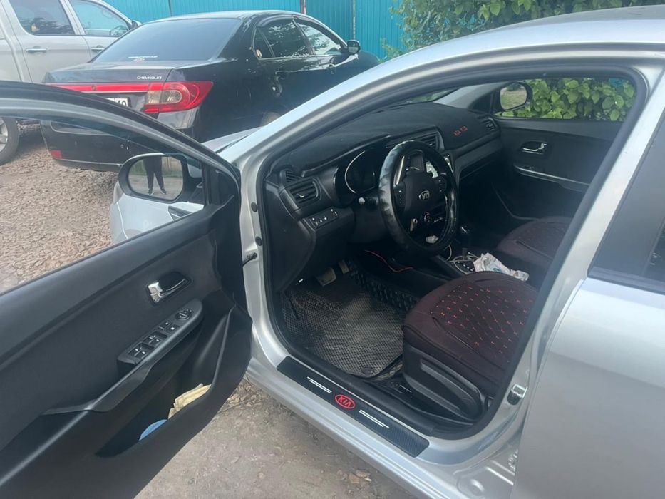 KIA RIO 2013 AT 1.6