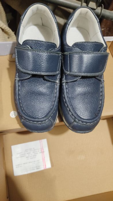 Pantofi adidas piele 30