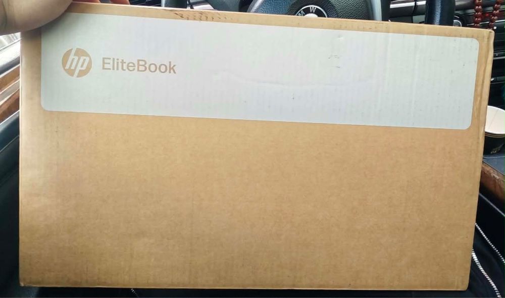 NOU , IN CUTIE SIGILATA !Laptop  HP elite book 8 G2i 16 AI