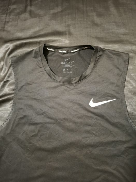 Maiou Nike Slim Fit/Dry Fit marime M