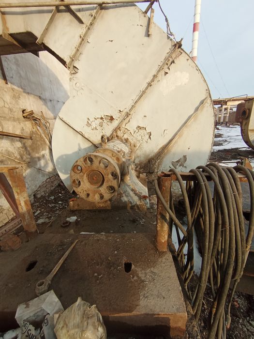 Vintilyotir sotiladi  holati yaxshi  4 ta bor