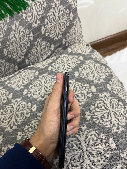 Iphone se 2020 sotiladi